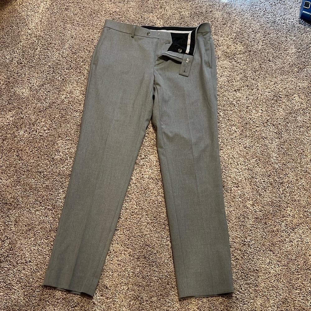 Egara
Skinny Fit Suit Separates Pants